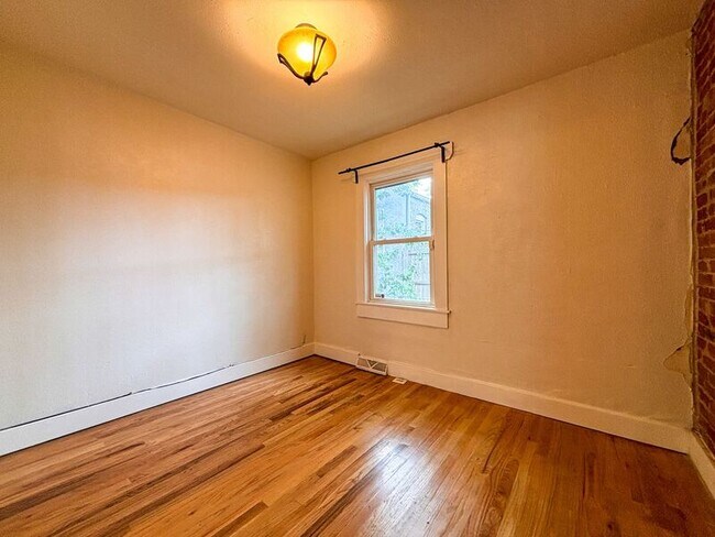 Building Photo - 3715 N Lafayette St