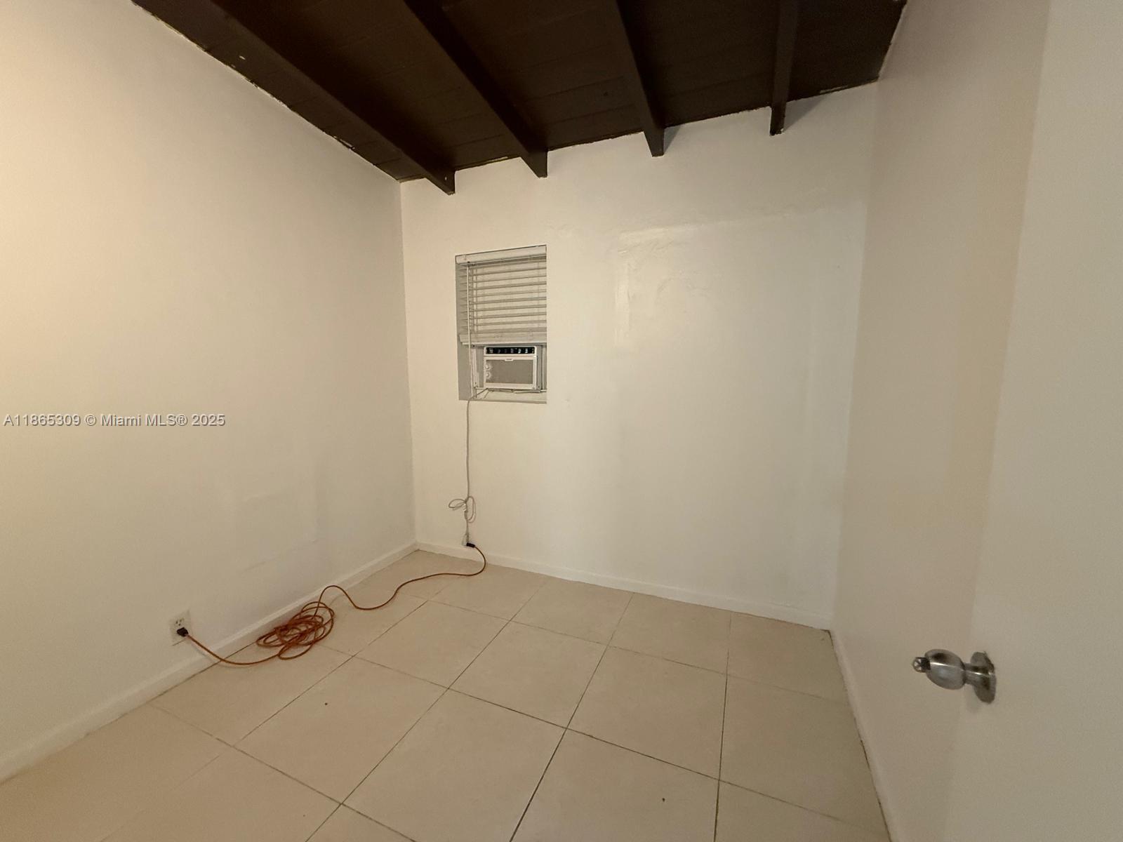 Building Photo - 381 NW 16th St