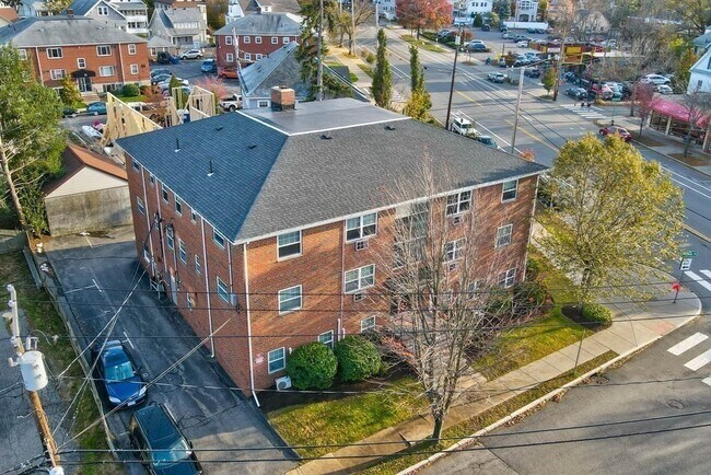 Building Photo - 1 Wyman St