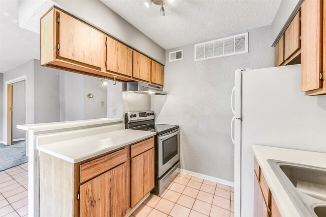 Building Photo - 1516 Bay Area Blvd