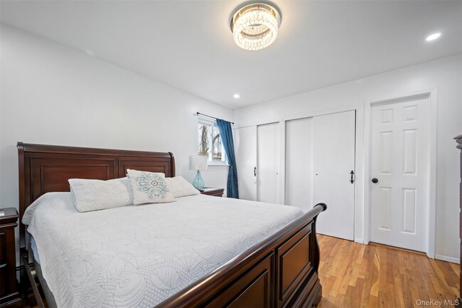 Building Photo - 3 Ozone Pl