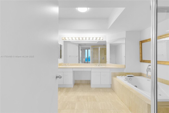 Building Photo - 21205 Yacht Club Dr