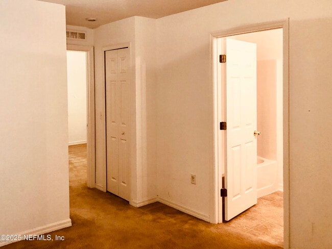 Building Photo - 10486 Autumn Trace Rd