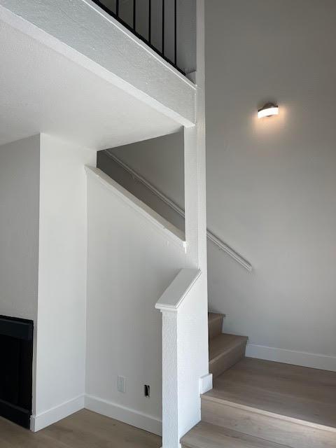 Building Photo - 374 Imperial Way