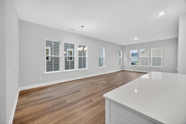 Building Photo - 174 Maritime Way