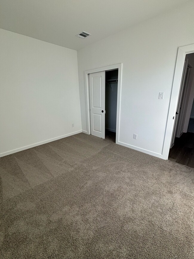 Building Photo - 1249 Eagle Mountain Dr