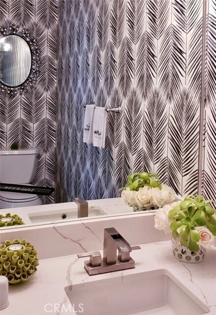 Building Photo - 4970 Kester Ave