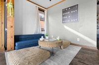 Building Photo - 532 Garfield St