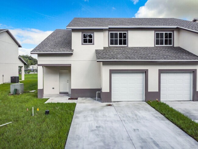 Building Photo - Townhouse For Lease in Saint Cloud