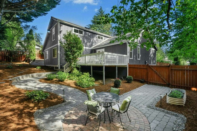 Building Photo - Private Kenmore Retreat | 4 Bed | 2 Bath | Beautifully Updated | Landscaping Included- Available ...