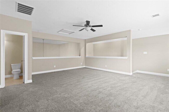 Building Photo - 20302 Rosegold Way