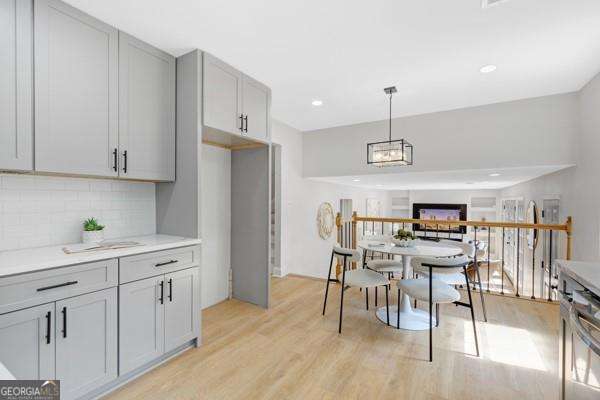 Building Photo - 4161 Windermere Dr