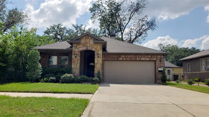 Building Photo - 2720 Briley St