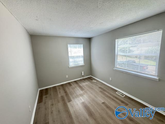 Building Photo - 2713 Clayton Dr NW