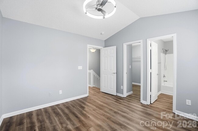 Building Photo - 1760 Forest Side Ln