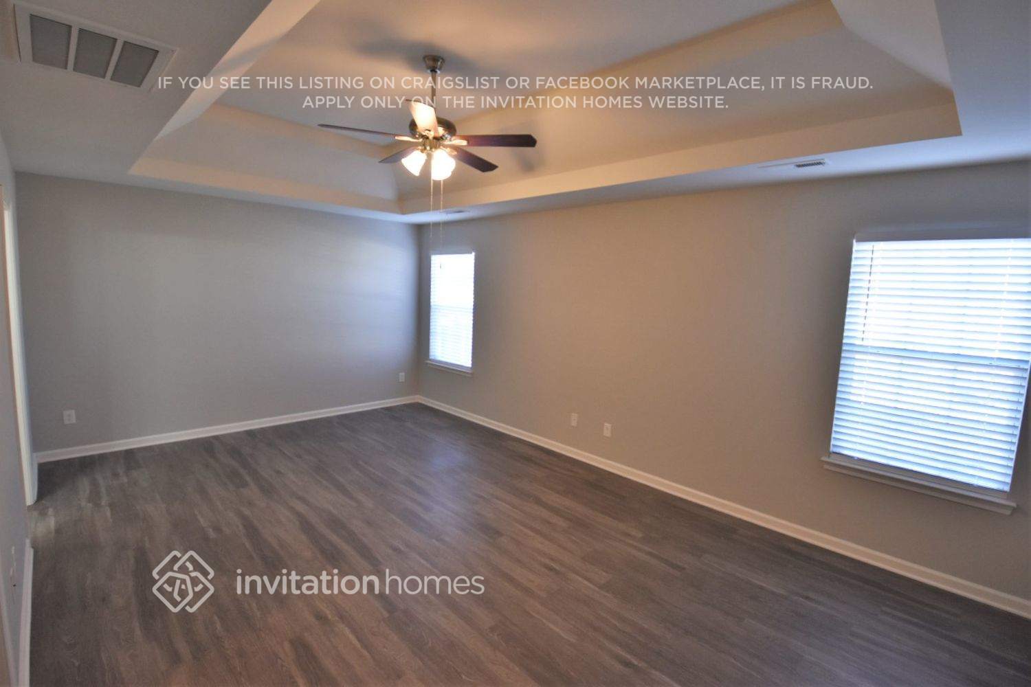 Building Photo - 5212 Sunriver Rd