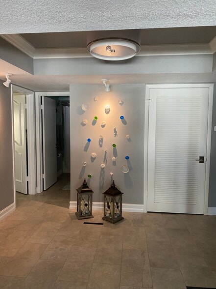 Building Photo - 17400 Gulf Blvd