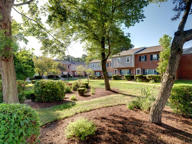 Building Photo - Tammy Brook Apartments