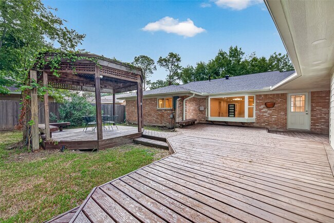Building Photo - 1722 Shannon Valley Dr