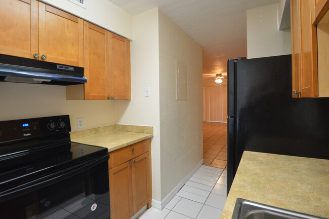 Building Photo - 1 Bed/1 Bath, Ground Floor Condo at Place ...