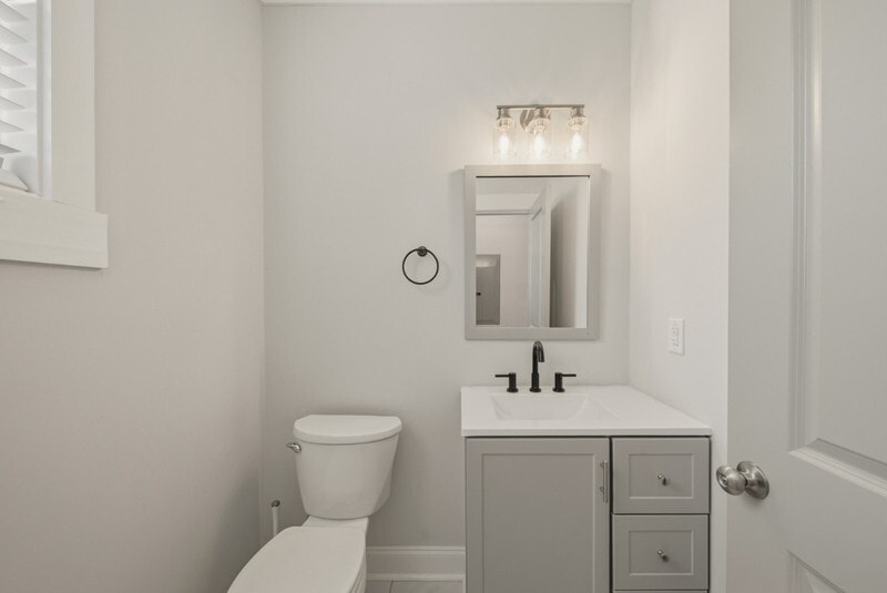 Building Photo - 413 Cecil St