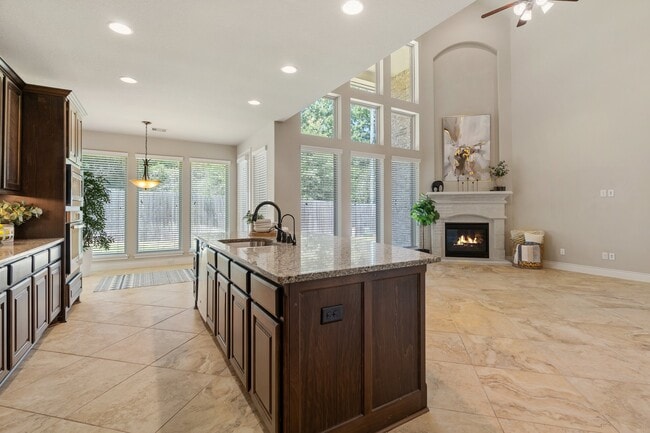 Building Photo - 138 Meadow Run Dr