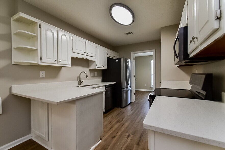 Building Photo - 1937 Pecan Meadows Dr