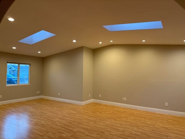 Building Photo - Beautiful Clairemont Cul-de-sac Home