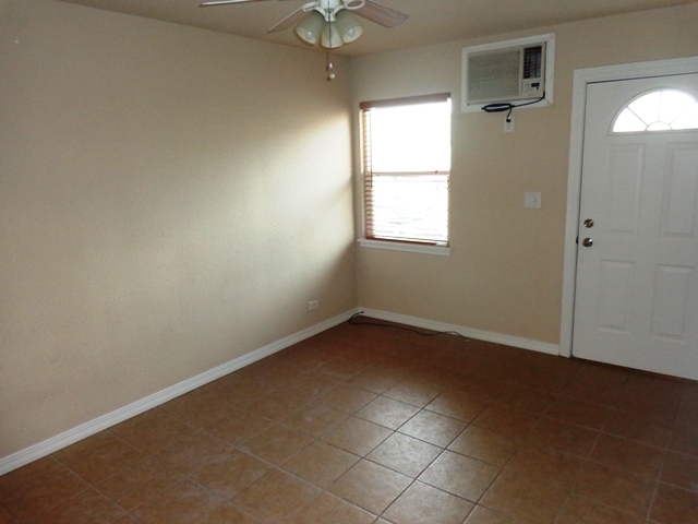 Living Room - 109 E 4th St