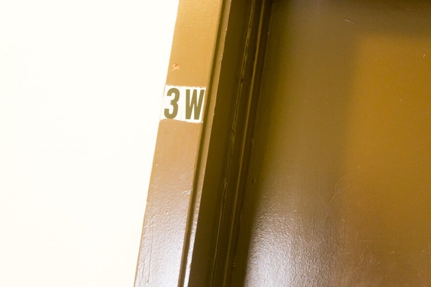 Building Photo - 3727 N Pine Grove Ave