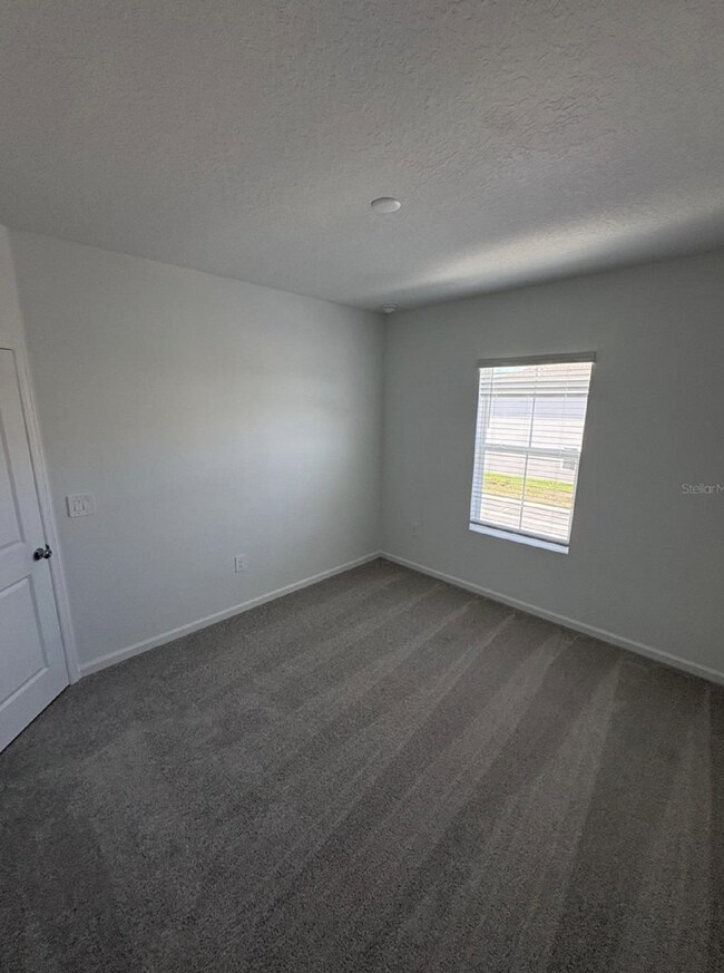 Building Photo - 2787 Skyline Lp