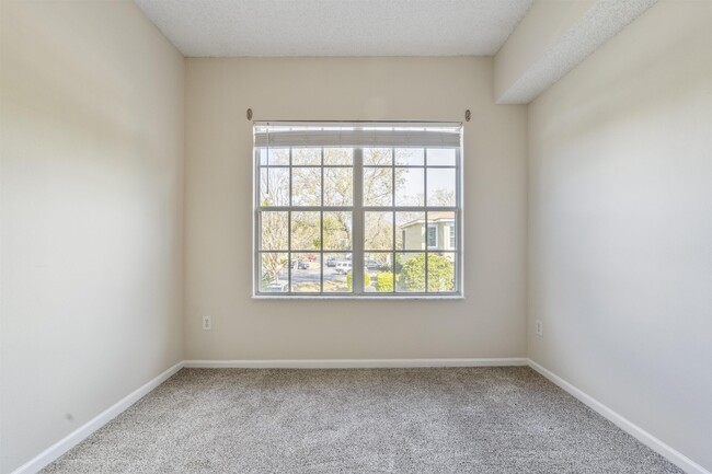Building Photo - 4000 Grande Vista Blvd