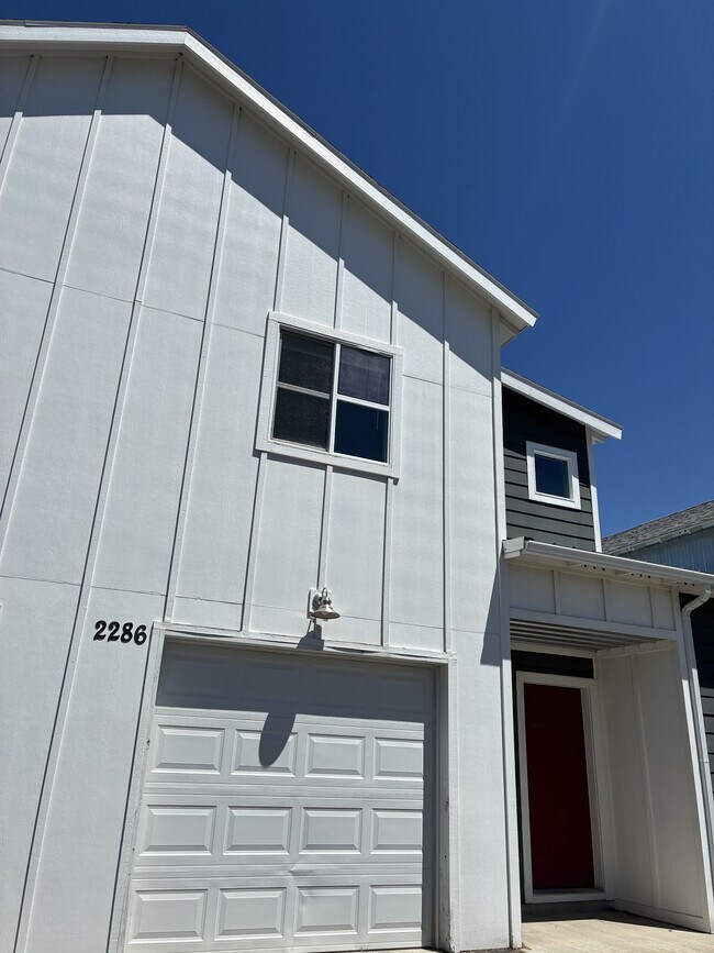 Building Photo - 2286 Gallatin Green Blvd