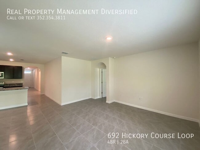 Building Photo - 692 Hickory Course Loop