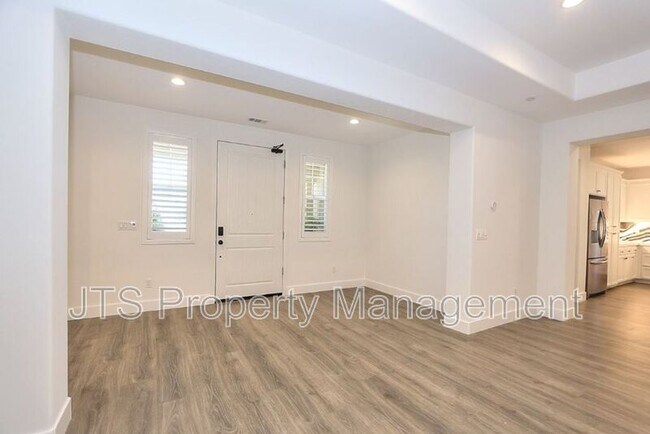 Building Photo - 4988 Amina Fair Way