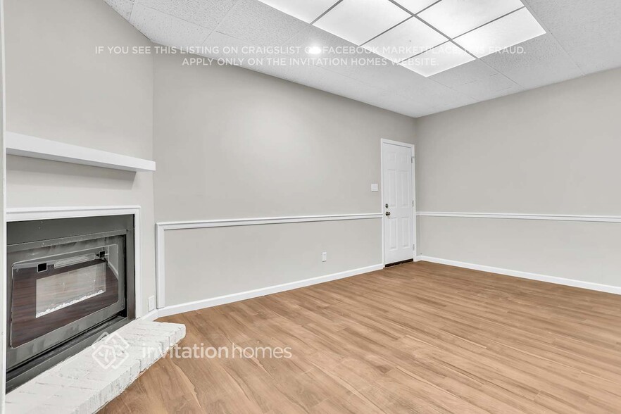 Building Photo - 4718 Rambling Rd NE