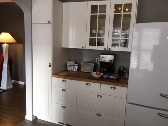 Building Photo - 1015 Forest Ave