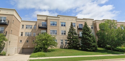 Building Photo - Arvada Place