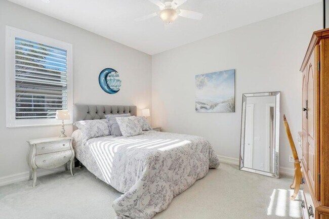 Building Photo - 510 Carrara Ct