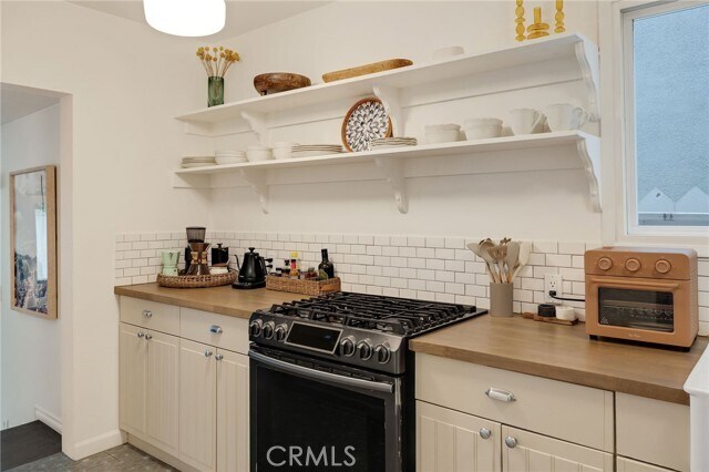 Building Photo - 1706 Carver St