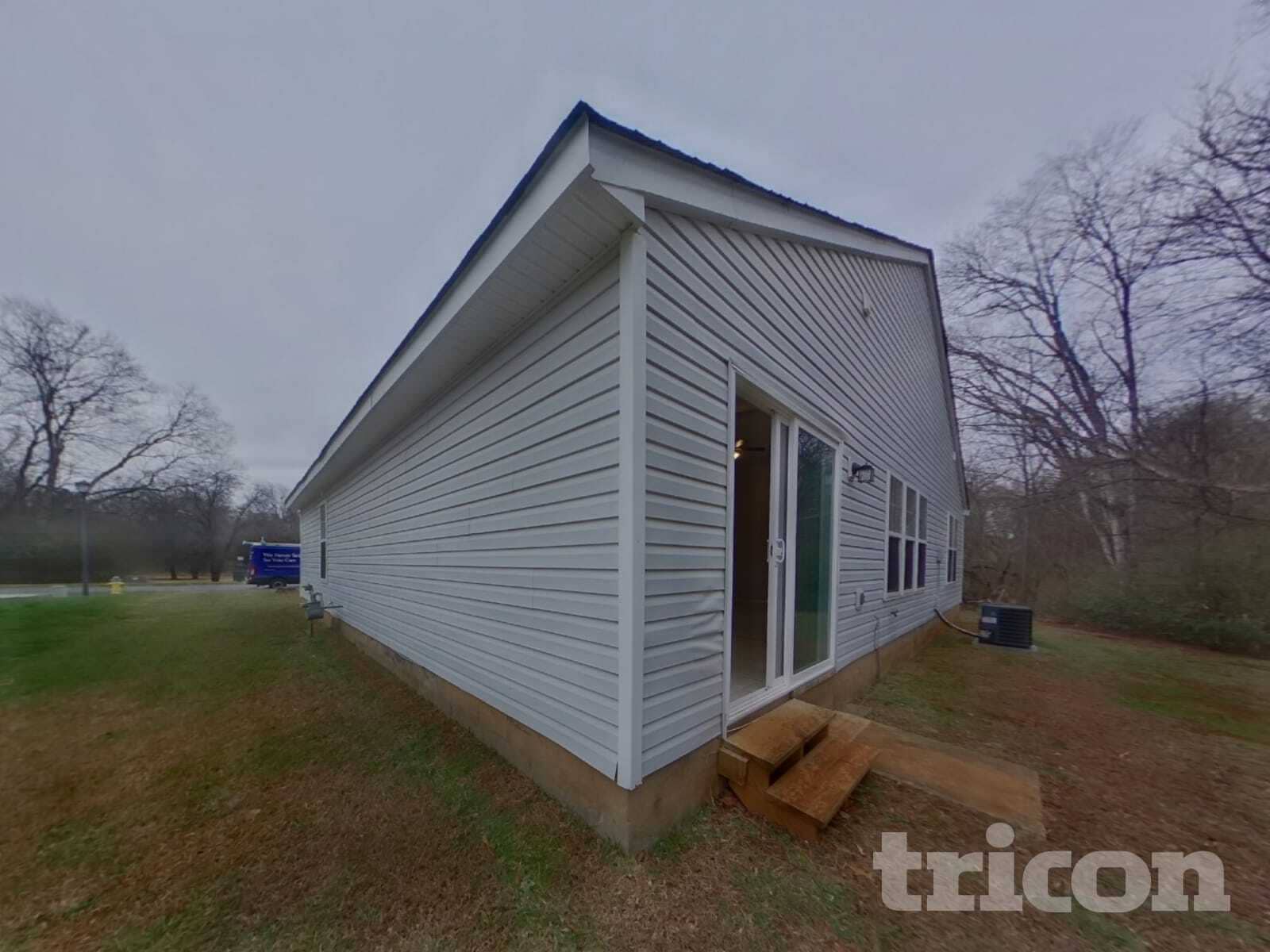 Building Photo - 2020 Chapel Creek Rd