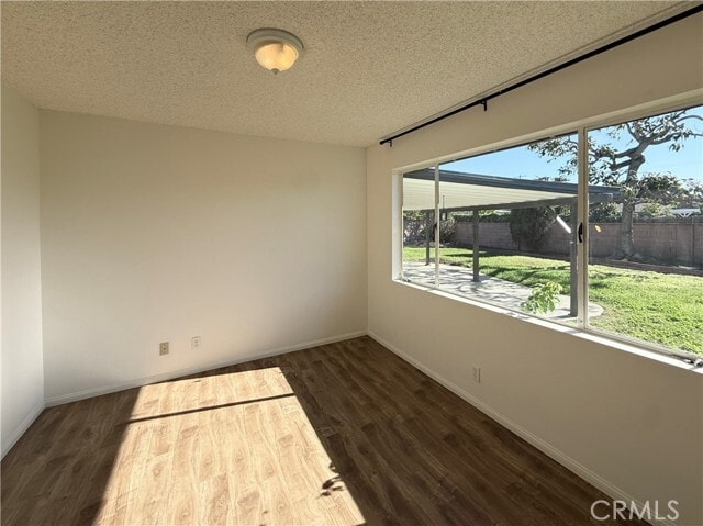 Building Photo - 9822 Joyzelle Dr