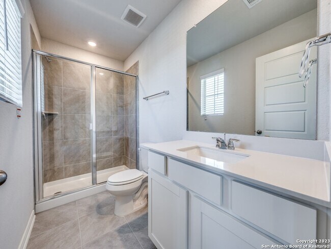 Building Photo - 25853 Posey Dr