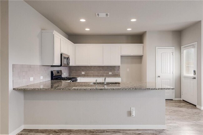 Building Photo - 2920 Bridekirk Dr