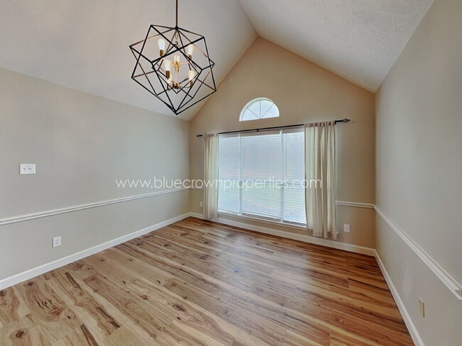 Building Photo - 1313 Red Maple Dr