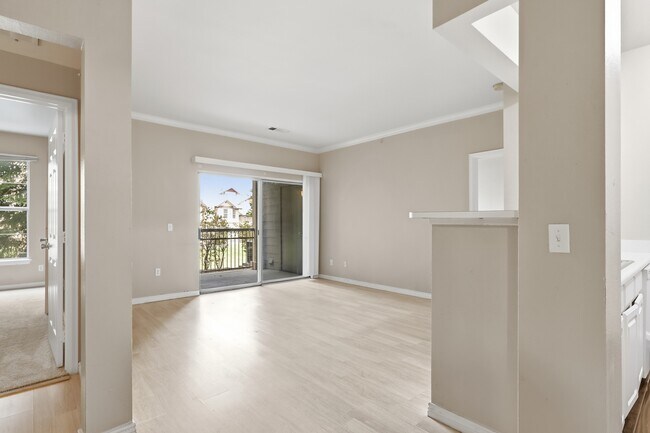 Building Photo - 7438 S Quail Cir
