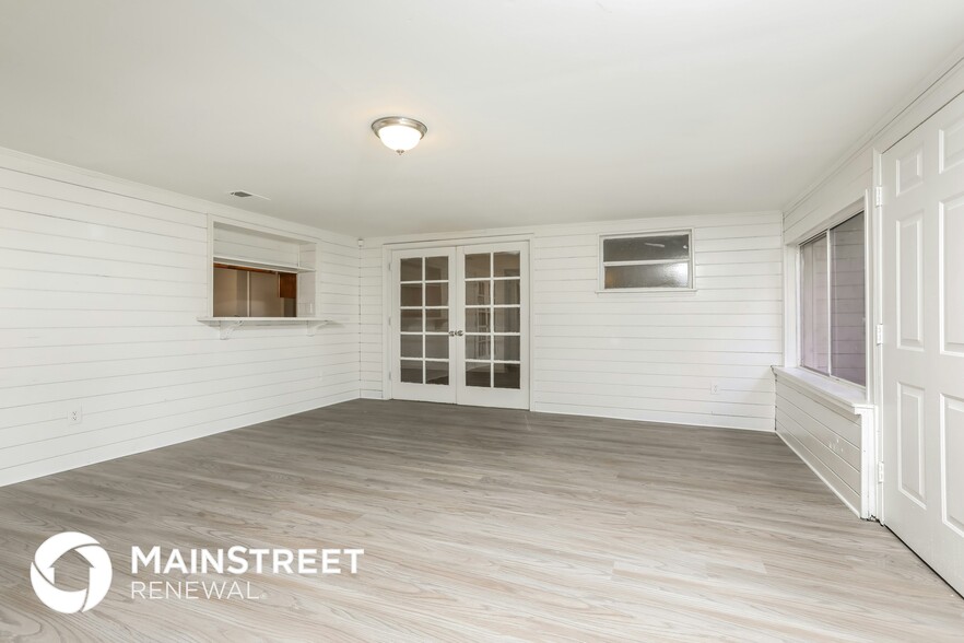 Building Photo - 200 Odham Dr