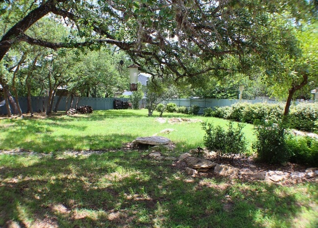 Building Photo - CANYON LAKE HILLS