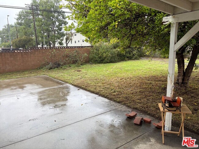 Building Photo - 20477 Mayall St