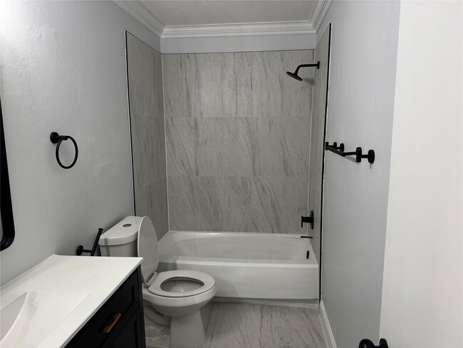 Building Photo - 6512 Kentwick Dr